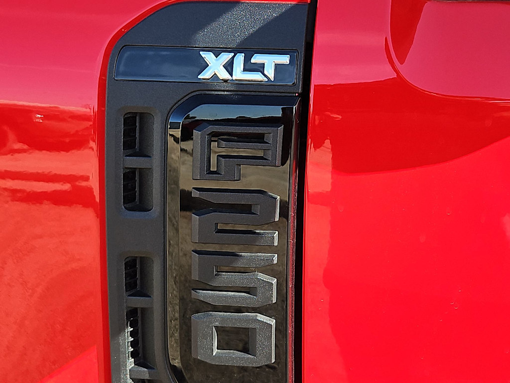 Thumbnail: 2025 Ford F-250 - 18