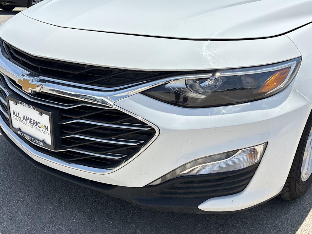 Thumbnail: 2023 Chevrolet Malibu - 23