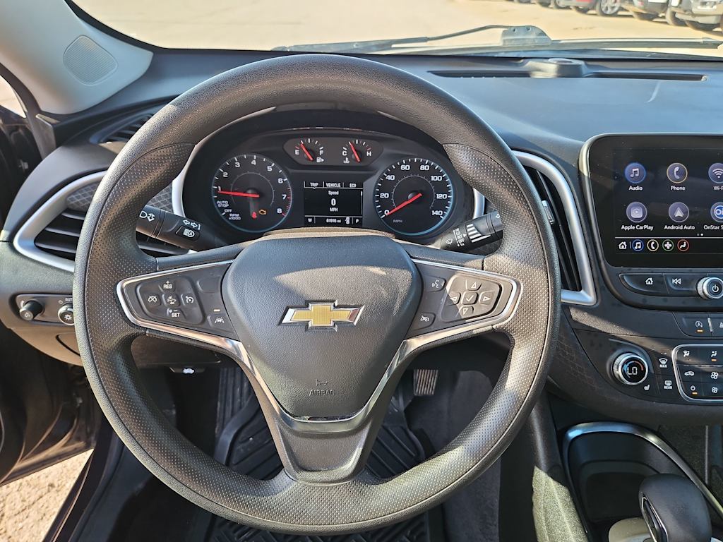 Thumbnail: 2023 Chevrolet Malibu - 10