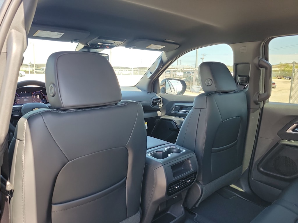 Thumbnail: 2026 Chevrolet Silverado EV - 12