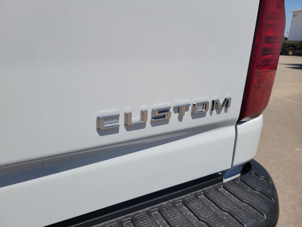 Thumbnail: 2025 Chevrolet Silverado 2500 - 7