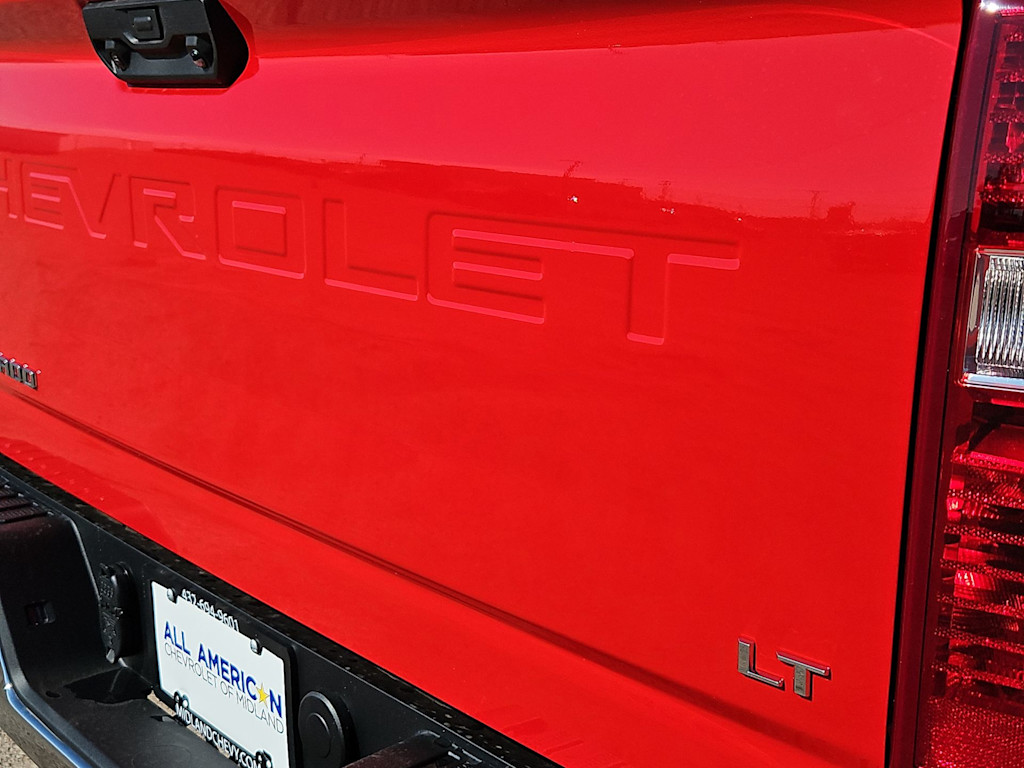 Thumbnail: 2026 Chevrolet Silverado 2500 - 25