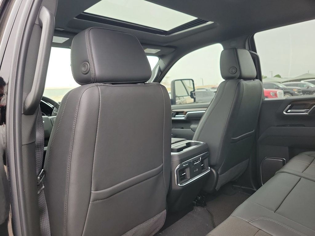 Thumbnail: 2025 Chevrolet Silverado 2500 - 13