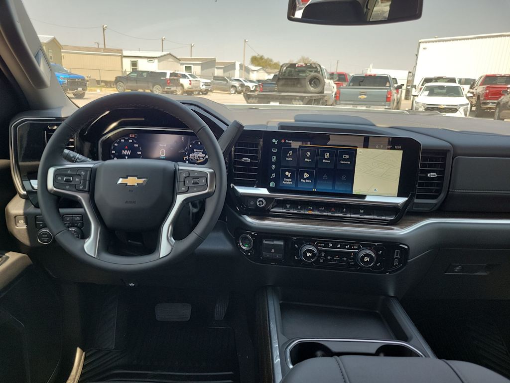 Thumbnail: 2026 Chevrolet Silverado 3500 - 10