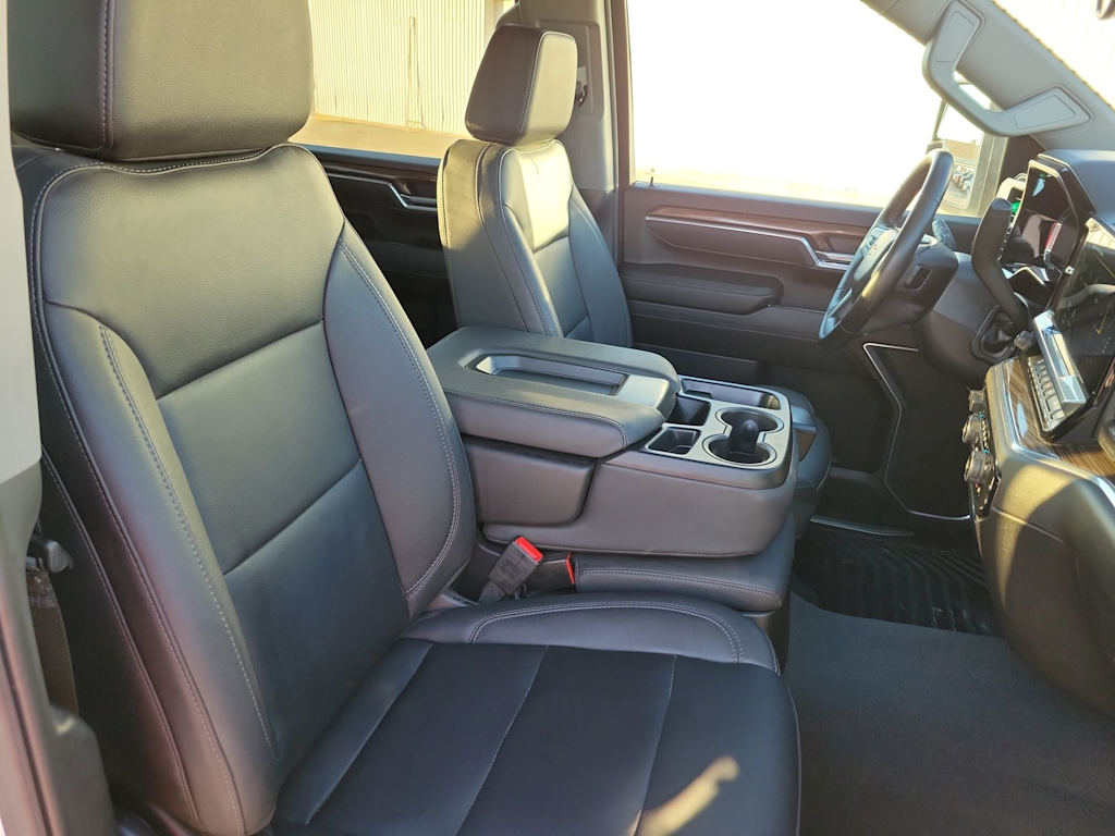 Thumbnail: 2025 Chevrolet Silverado 3500 - 12