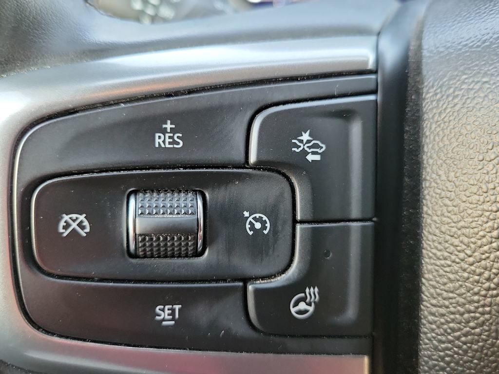 Thumbnail: 2025 Chevrolet Silverado 3500 - 28