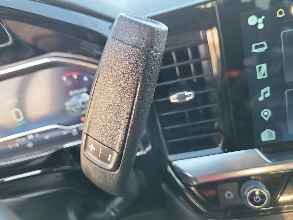 Thumbnail: 2025 Chevrolet Silverado 3500 - 27