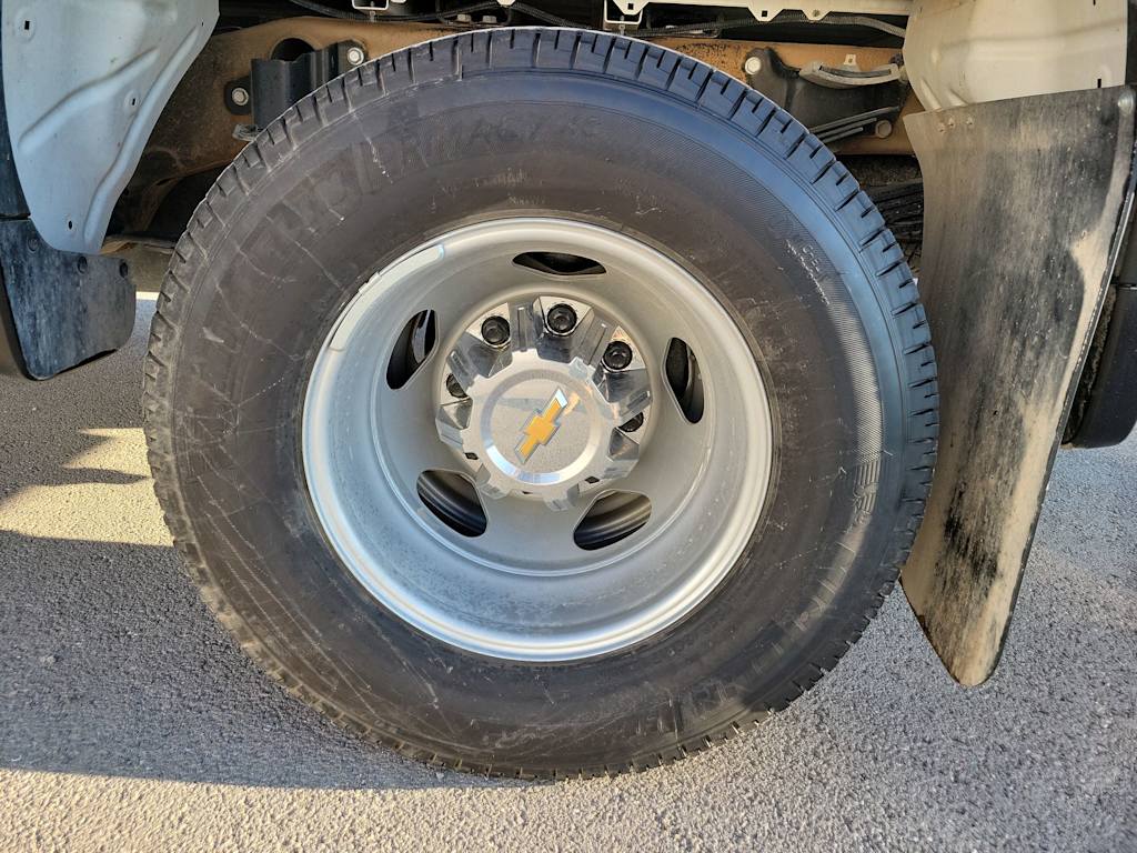 Thumbnail: 2025 Chevrolet Silverado 3500 - 8