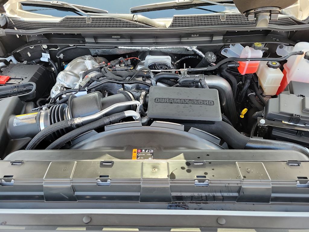 Thumbnail: 2026 Chevrolet Silverado 3500 - 8