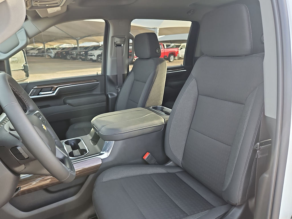 2026 Chevrolet Silverado 3500 HD LT - Photo 10