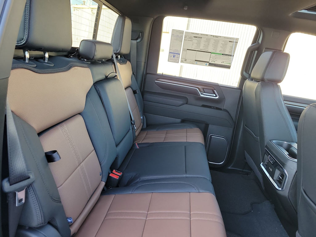 Thumbnail: 2026 Chevrolet Silverado 3500 - 25