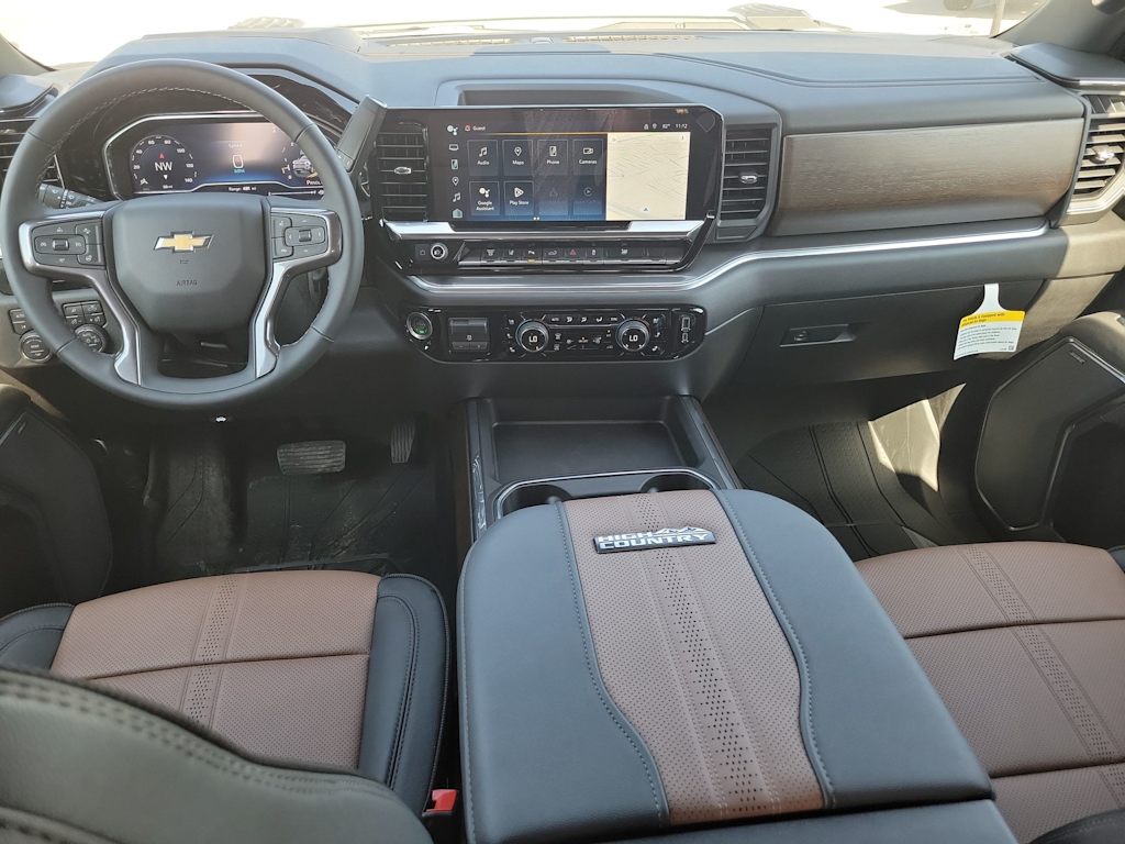 Thumbnail: 2025 Chevrolet Silverado 3500 - 8