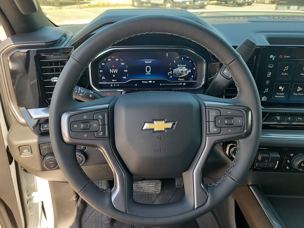 Thumbnail: 2025 Chevrolet Silverado 3500 - 11