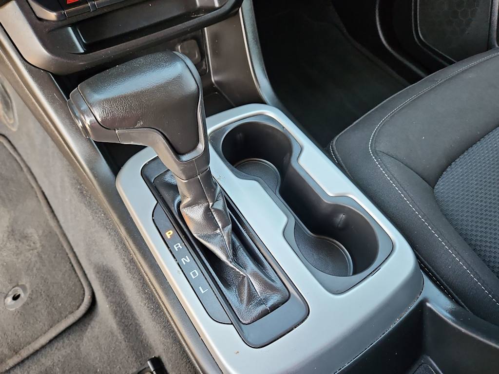 Thumbnail: 2021 Chevrolet Colorado - 16