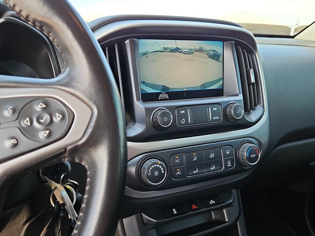 Thumbnail: 2022 Chevrolet Colorado - 15