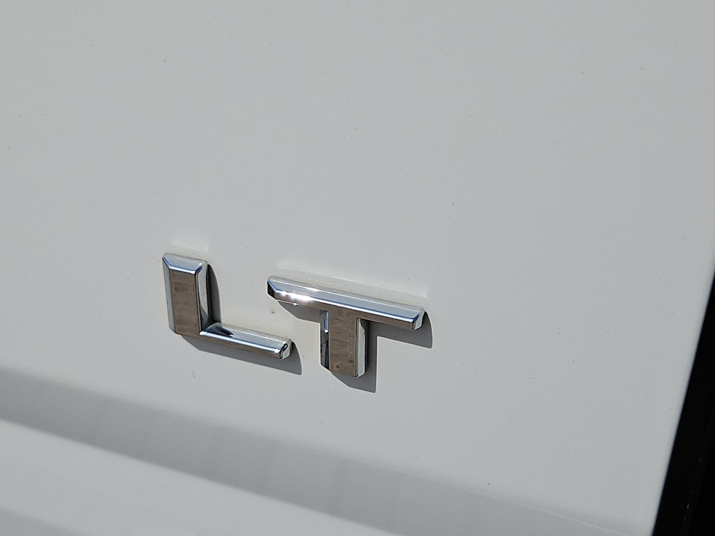 Thumbnail: 2022 Chevrolet Colorado - 7