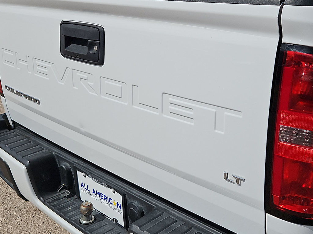 Thumbnail: 2022 Chevrolet Colorado - 24