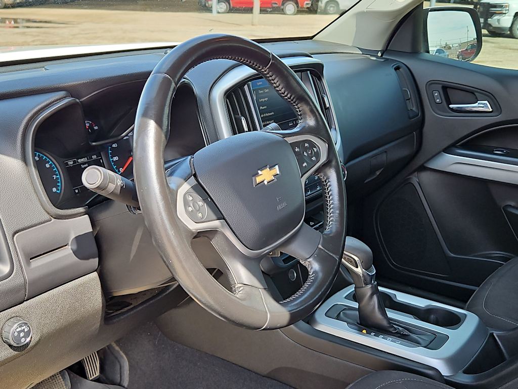 Thumbnail: 2022 Chevrolet Colorado - 2