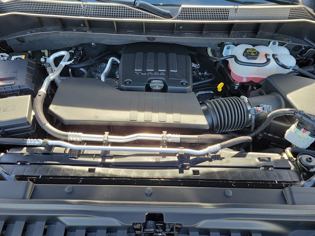 Thumbnail: 2026 Chevrolet Silverado 1500 - 9