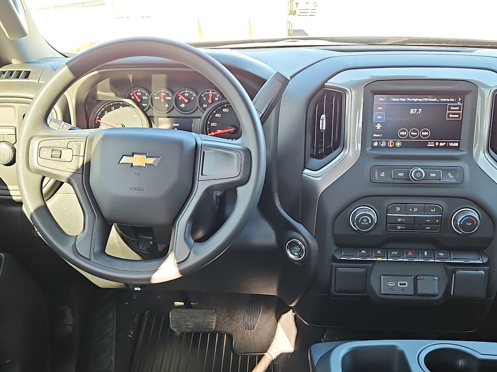 Thumbnail: 2026 Chevrolet Silverado 1500 - 10