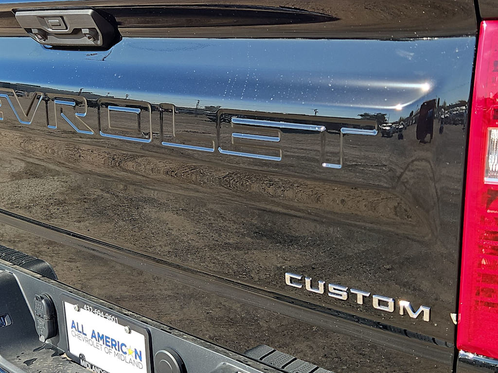 Thumbnail: 2026 Chevrolet Silverado 1500 - 25