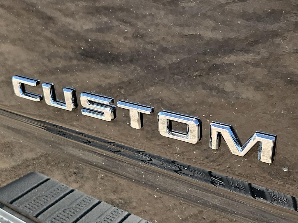 Thumbnail: 2026 Chevrolet Silverado 1500 - 7
