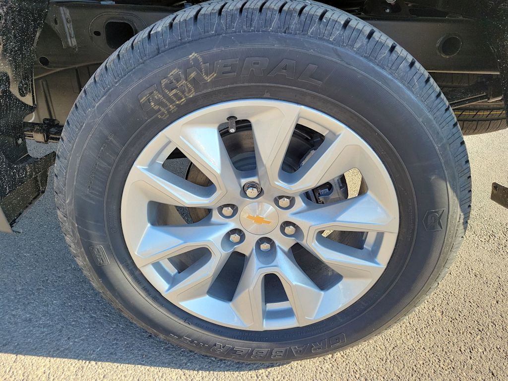 Thumbnail: 2026 Chevrolet Silverado 1500 - 8