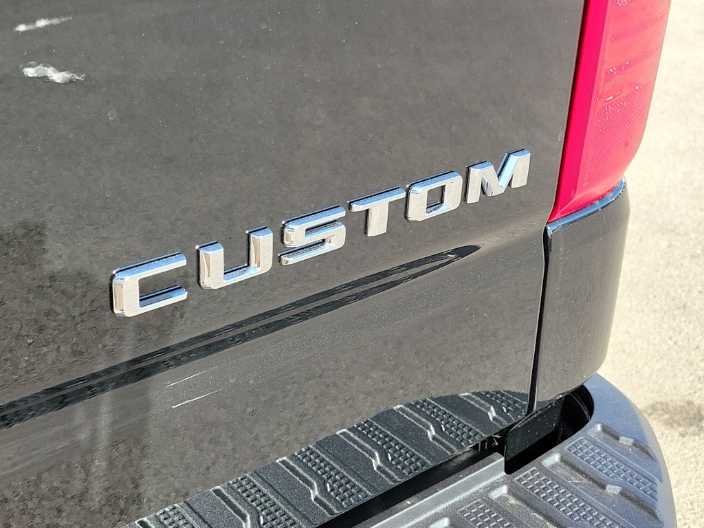 Thumbnail: 2026 Chevrolet Silverado 1500 - 7