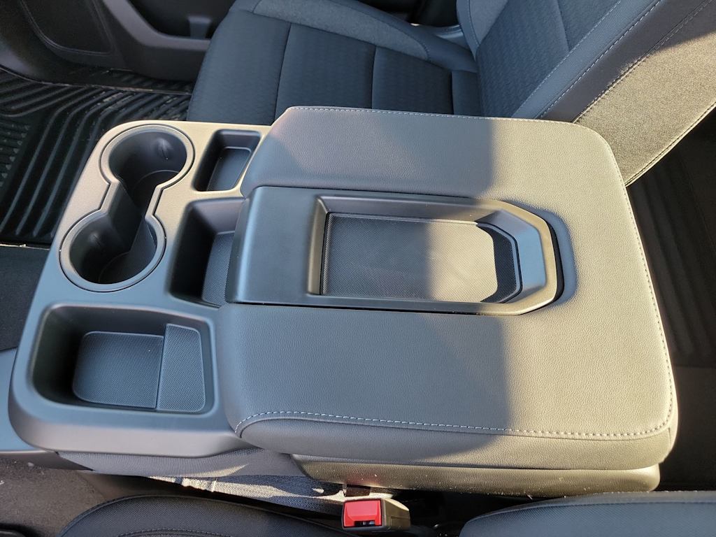 Thumbnail: 2026 Chevrolet Silverado 1500 - 16