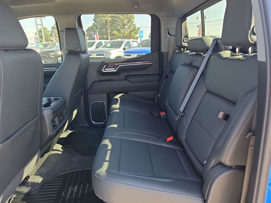 Thumbnail: 2026 Chevrolet Silverado 1500 - 26