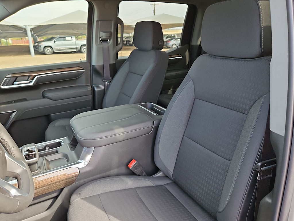 Thumbnail: 2026 Chevrolet Silverado 1500 - 11