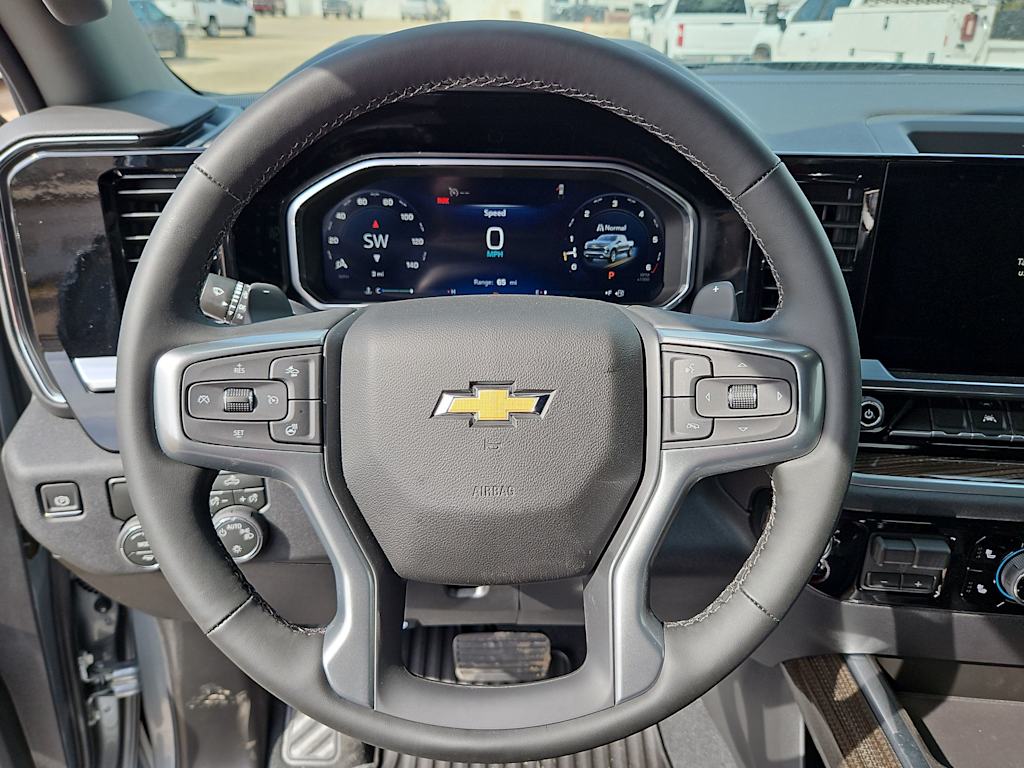 Thumbnail: 2026 Chevrolet Silverado 1500 - 14