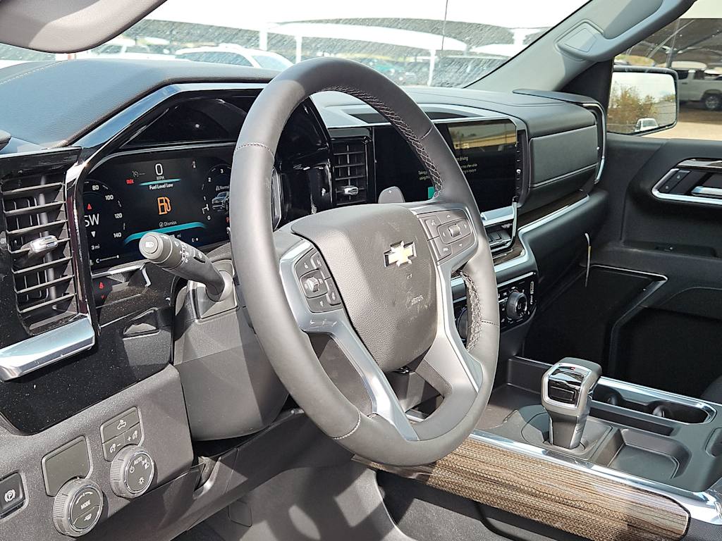 Thumbnail: 2026 Chevrolet Silverado 1500 - 2