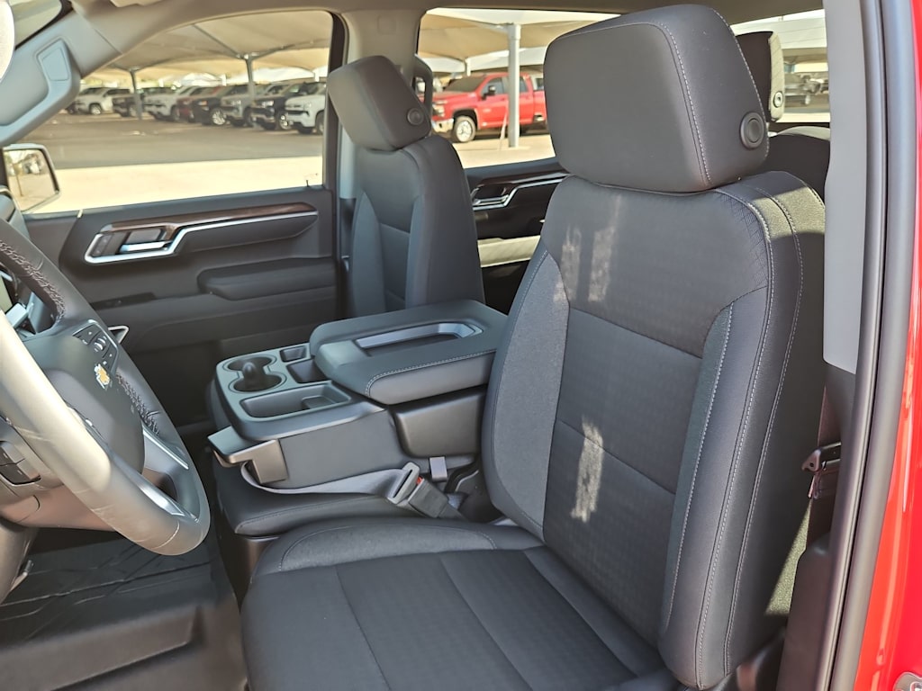 Thumbnail: 2026 Chevrolet Silverado 1500 - 11