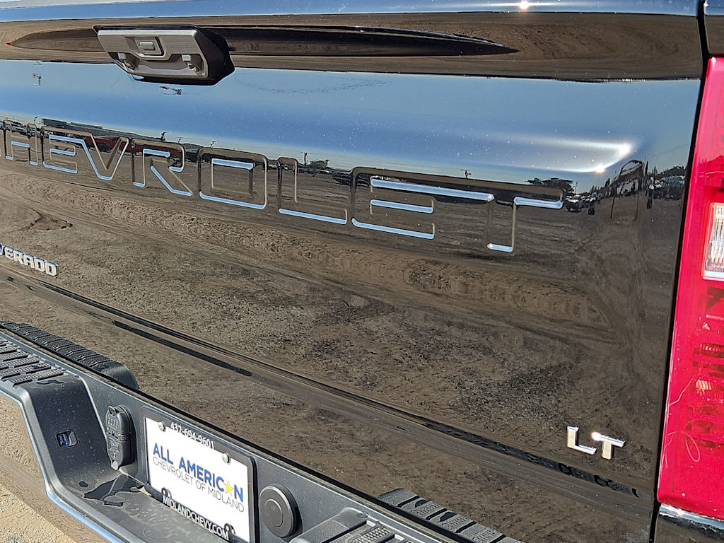 Thumbnail: 2026 Chevrolet Silverado 1500 - 25