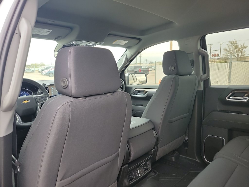 Thumbnail: 2026 Chevrolet Silverado 1500 - 13