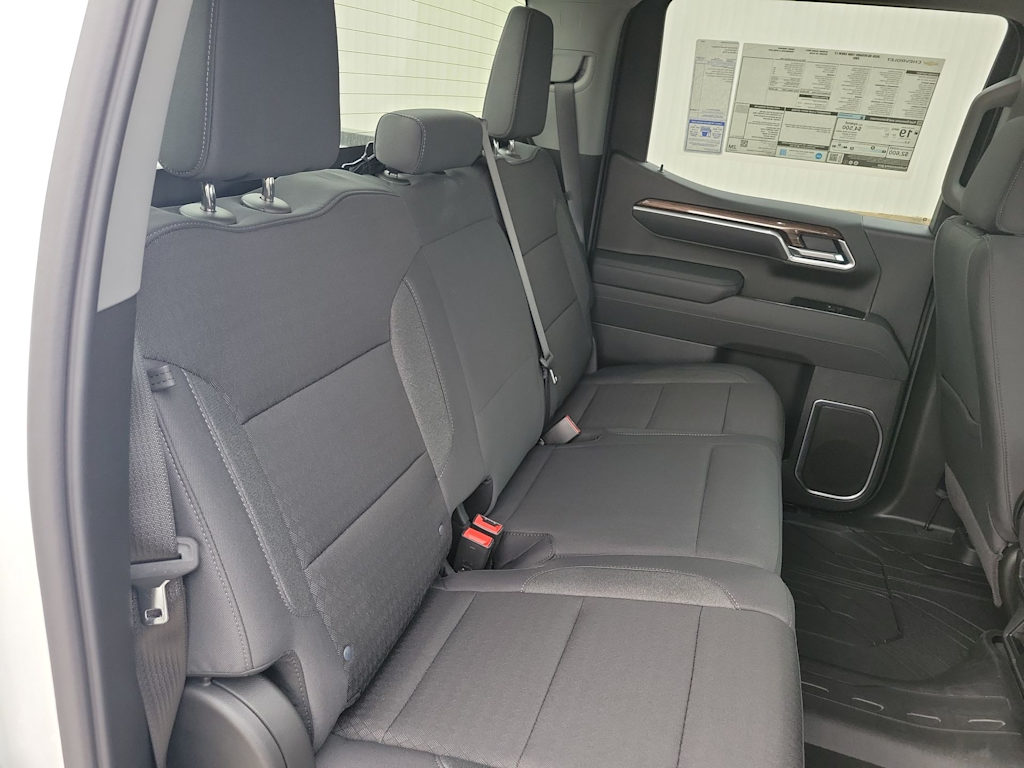 Thumbnail: 2026 Chevrolet Silverado 1500 - 26