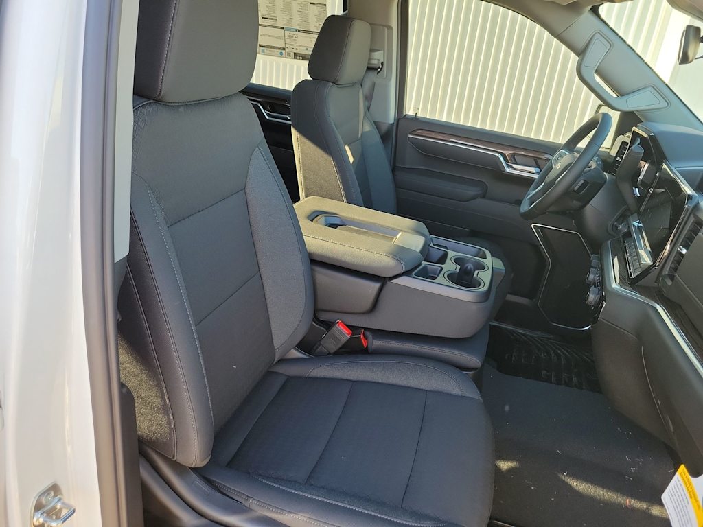 Thumbnail: 2026 Chevrolet Silverado 1500 - 12