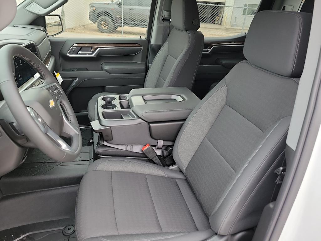 Thumbnail: 2026 Chevrolet Silverado 1500 - 10