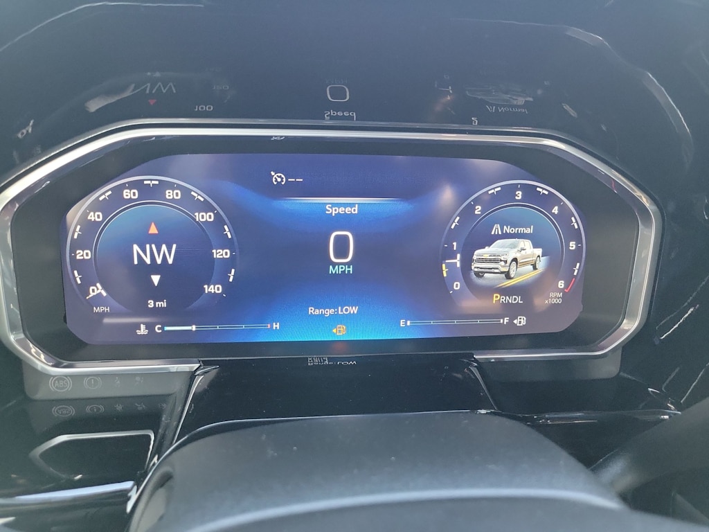 Thumbnail: 2026 Chevrolet Silverado 1500 - 17