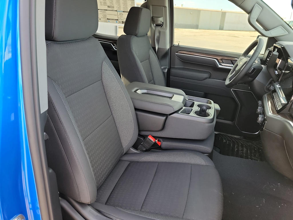 Thumbnail: 2026 Chevrolet Silverado 1500 - 12