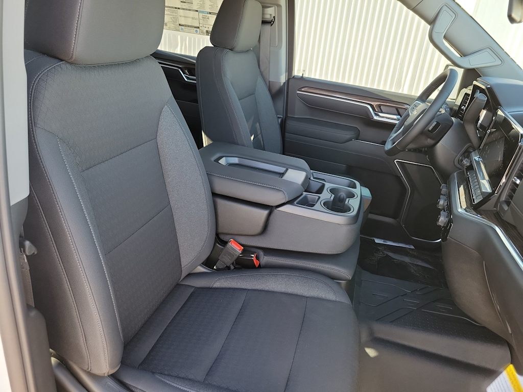 Thumbnail: 2026 Chevrolet Silverado 1500 - 12