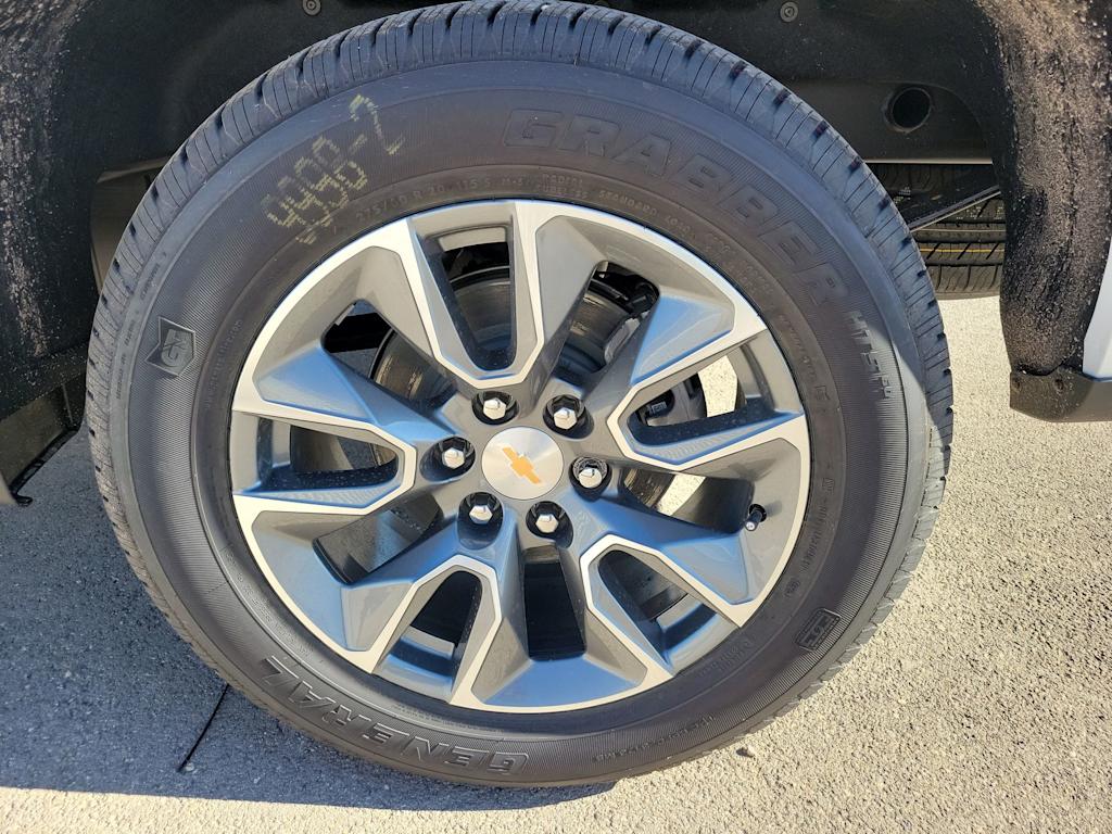 Thumbnail: 2026 Chevrolet Silverado 1500 - 8