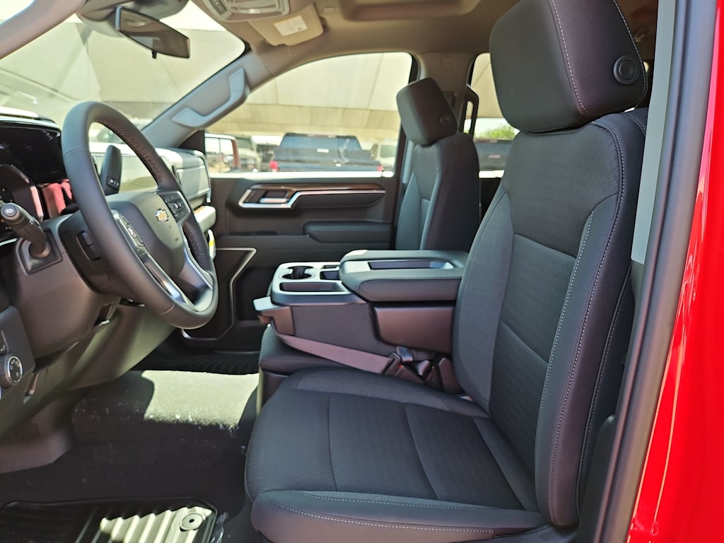 Thumbnail: 2026 Chevrolet Silverado 1500 - 10