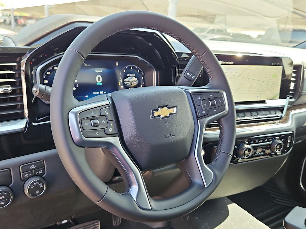 Thumbnail: 2026 Chevrolet Silverado 1500 - 13