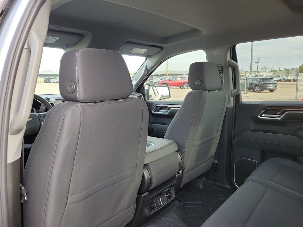 Thumbnail: 2026 Chevrolet Silverado 1500 - 13