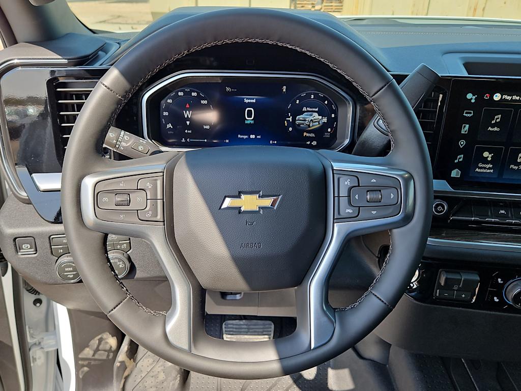Thumbnail: 2026 Chevrolet Silverado 1500 - 14