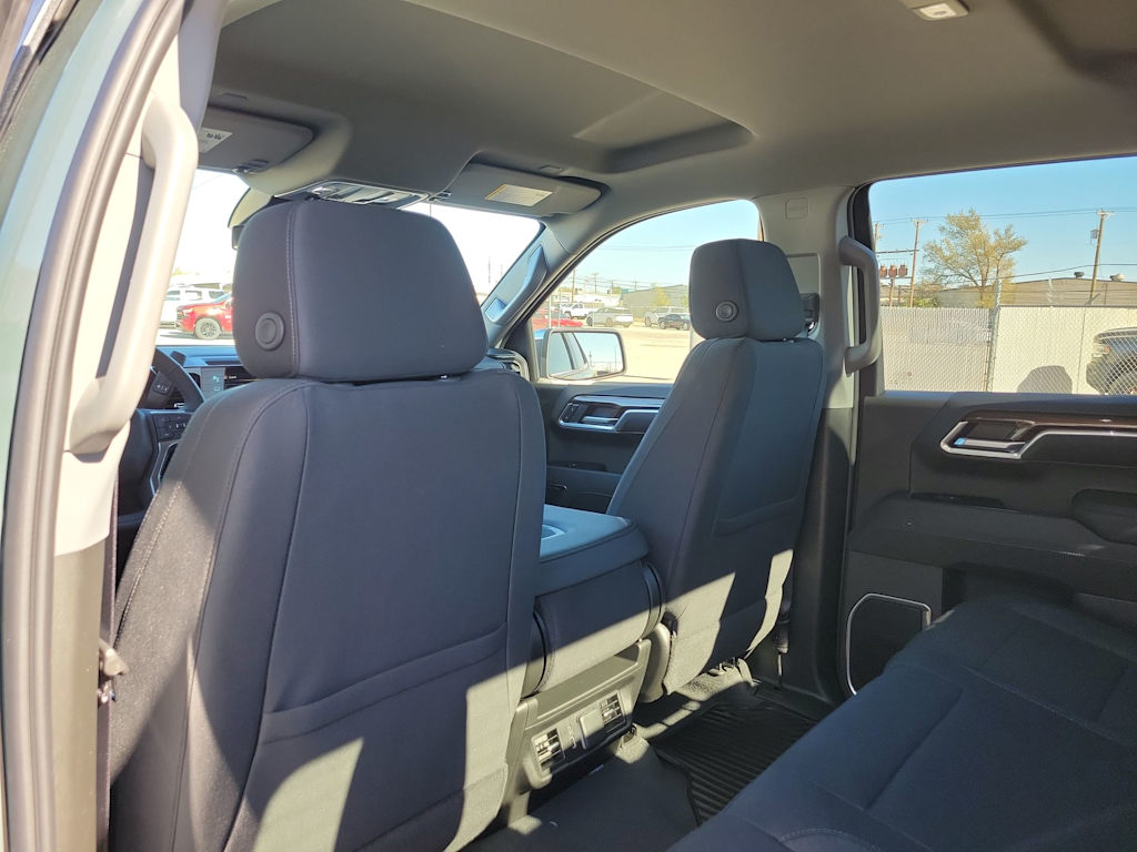 Thumbnail: 2026 Chevrolet Silverado 1500 - 13