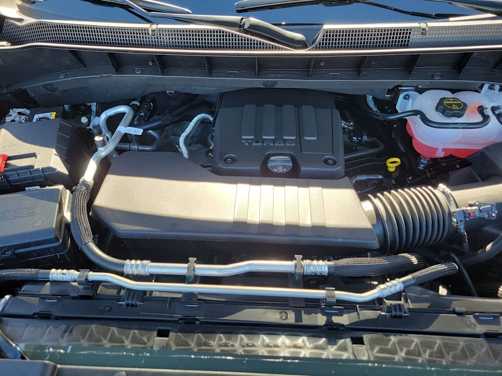 Thumbnail: 2026 Chevrolet Silverado 1500 - 9