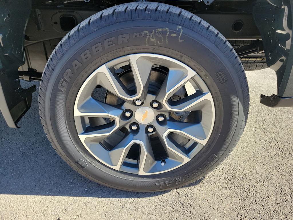 Thumbnail: 2026 Chevrolet Silverado 1500 - 8